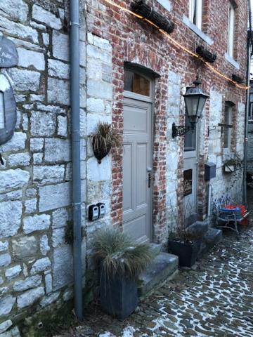 ホテル La Ruelle デュルビュイ エクステリア 写真